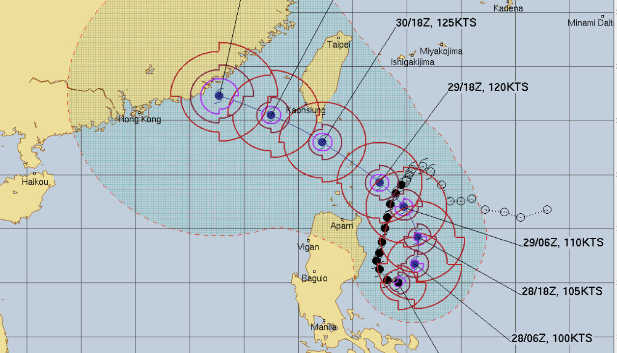 米軍JTWCによる台風9号の進路予想図
