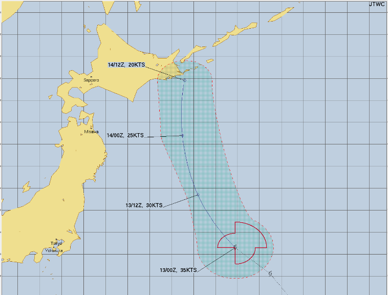 米軍の進路予想図（台風6号）