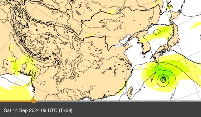 ヨーロッパECMWFの予想図（台風13号）