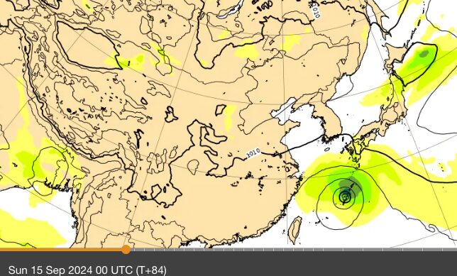 ヨーロッパECMWFの予想図（台風13号）